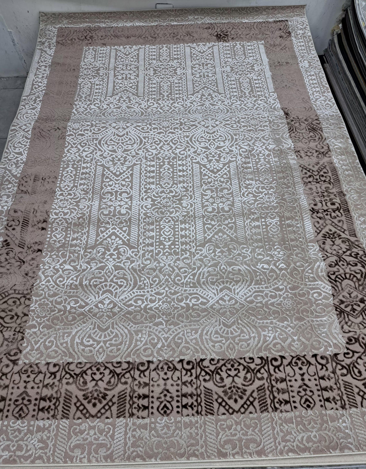 Joburg rug in brown / brown, 200 x 290 cm
